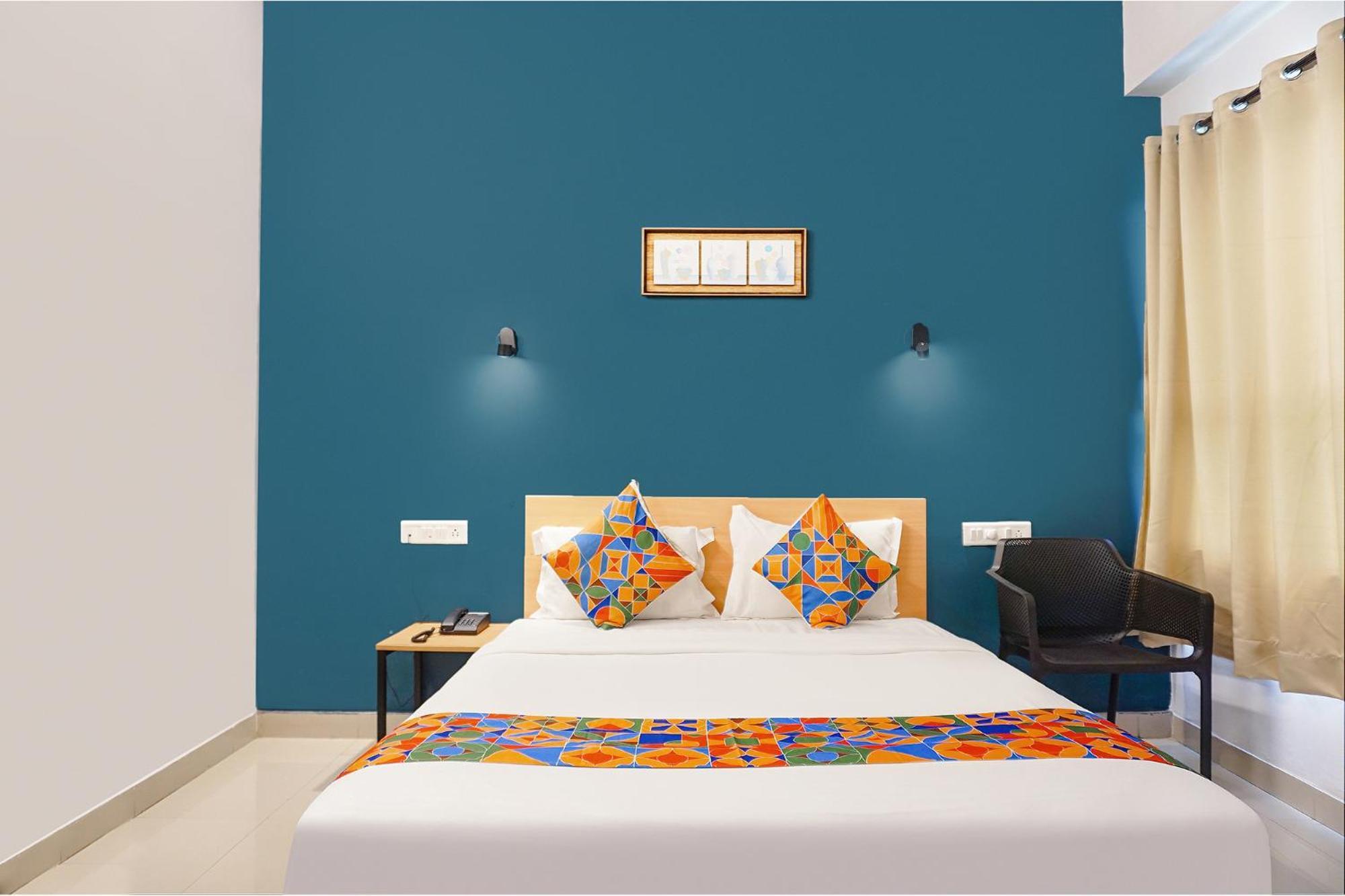 Fabhotel Aura Homes - Nr Khandoba Mandir Pimpri-Chinchwad Exterior foto